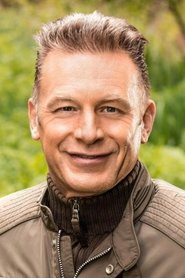Chris Packham portrait