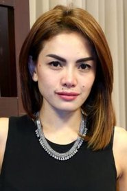 Nikita Mirzani portrait