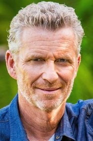 Denis Brogniart portrait