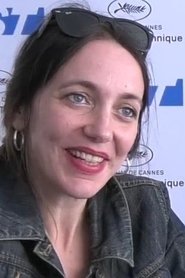 Flora Volpelière portrait