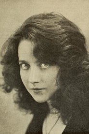 Pauline Po portrait