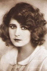 Xenia Desni portrait