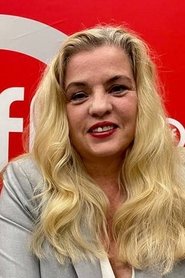 Sarah Hoch portrait