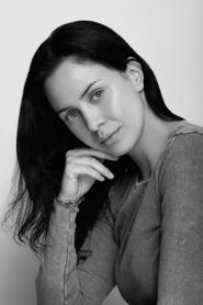 Inês Malta portrait