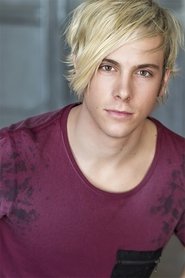 Riker Lynch portrait