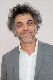 Dan Tudor portrait