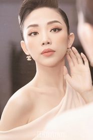 Toc Tien portrait