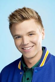 Brett Davern portrait