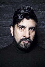 Roberto Farías portrait