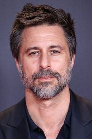 Hugo Silva portrait