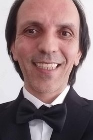 Özgür Dogruöz portrait