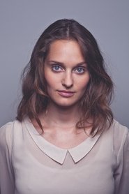 Alma Hasun portrait