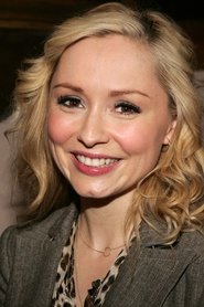 Nina Siemaszko portrait