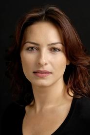 Ayça Bingöl portrait