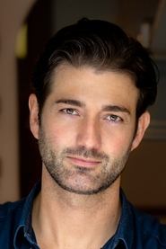 Oliver Tompsett portrait