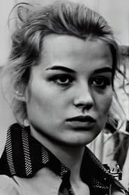 Anya Pencheva portrait