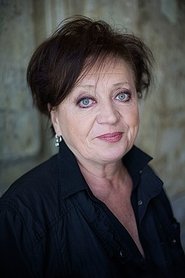 Csákányi Eszter portrait