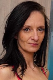 Laura Davis portrait