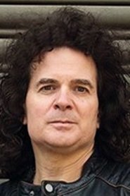 Vinnie Moore portrait