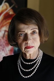 Karen Teliha portrait