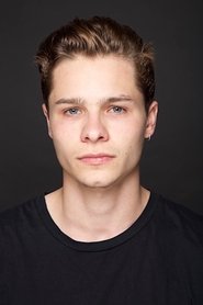 Toby Wallace portrait