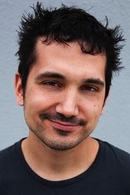 Brandon Farmahini portrait