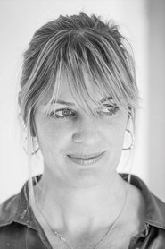 Tessa Hoffe portrait