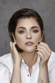 Araceli González portrait