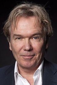 Tom Egbers portrait