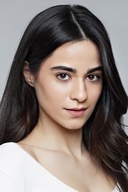 Merve Nur Bengi portrait