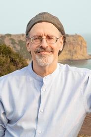 Vince DiCola portrait