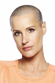 Ève Salvail portrait