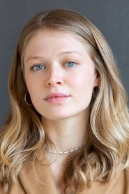 Nora Islei portrait