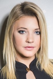 Madison Walls portrait