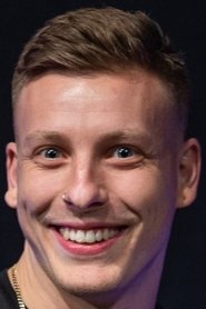 Felix Lobrecht portrait