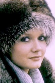 Mimi Coutelier portrait