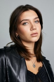Madison Lewis portrait