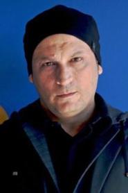 Akis Gourzoulidis portrait