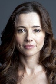 Linda Cardellini portrait