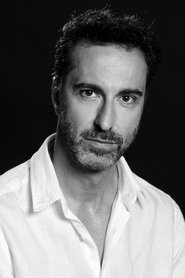 Ermin Bravo portrait