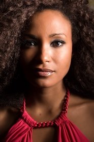 Ciomara Morais portrait