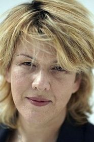 Marianne Groves portrait