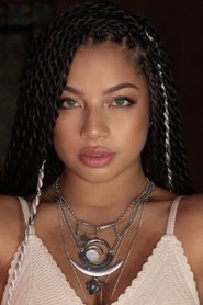 Kiana Ledé portrait