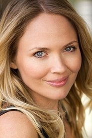 Lara Cox portrait