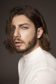 Henrique Guimarães portrait