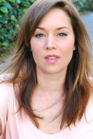 Shannon Esra portrait