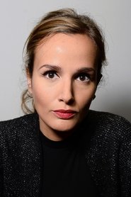 Julia Ducournau portrait