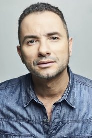 Marco Luque portrait