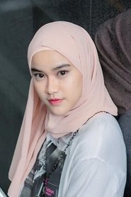 Dwi Putri Bonita portrait