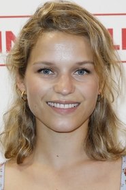 Margaux Chatelier portrait